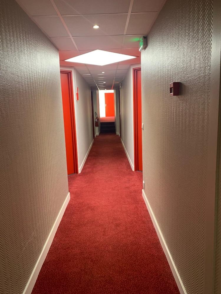 The Originals City, Hotel Nimes Costieres, Ex Inter Hotel Exteriér fotografie